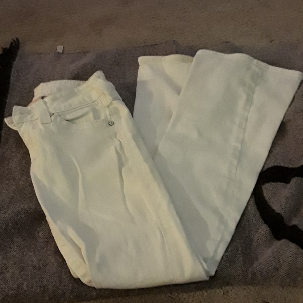 White Jean's